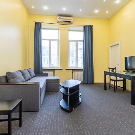 Kievacccommodation Near Gulliver 24H Self Check-In Exteriör bild